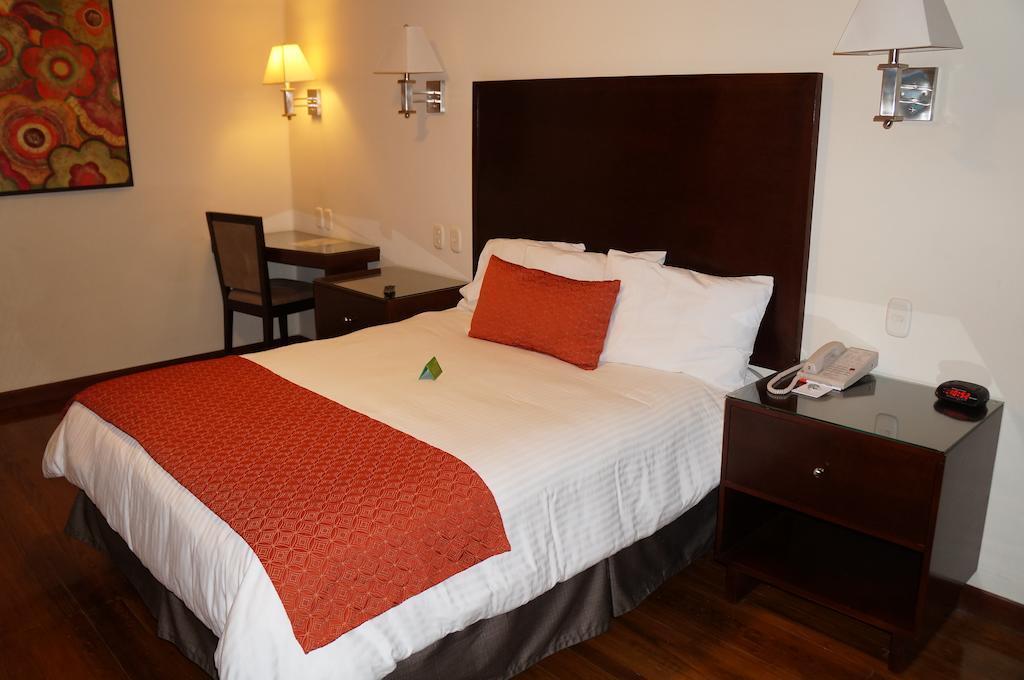 Hotel Plaza Chihuahua Habitación foto